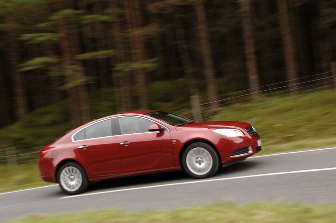 Vauxhall Insignia Saloon 1.8 VVT Exclusiv Nav