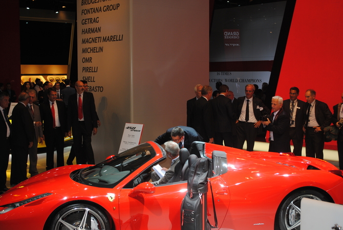 Ferrari add the 458 Spider to its lineup