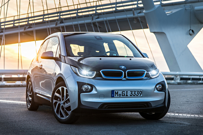 O BMW i3 já recebeu 11000 encomendas desde o lançamento em novembro