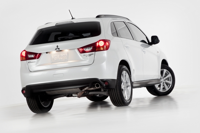 Mitsubishi Outlander Sport SE