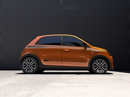 In terms of design the Twingo GT was inspired on the 2013 Twin'Run concept