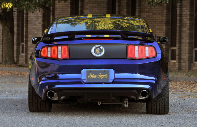 Ford Mustang GT Blue Angels