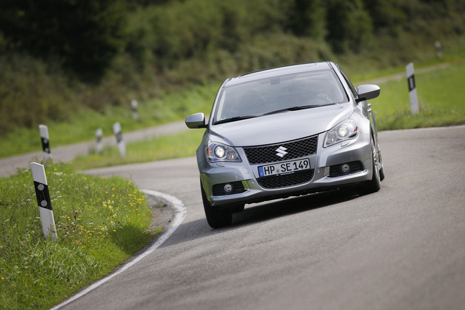 Suzuki Kizashi Gen.1