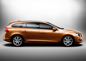 Volvo V60 2.0T Kinetic Powershift