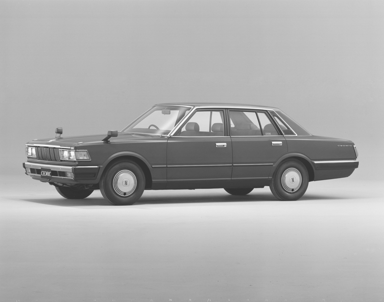 Nissan Cedric Sedan L20P DX