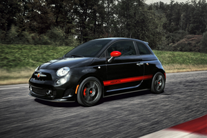 Fiat unleash Abarth 500 on the American public