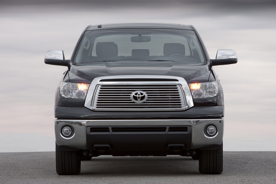 Toyota Tundra Limited 5.7L