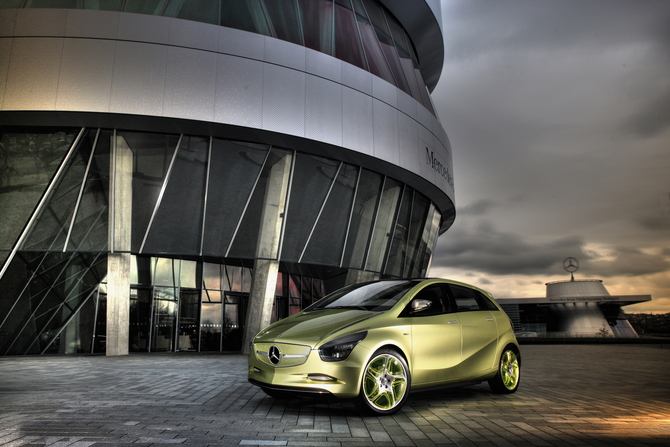 Mercedes-Benz BlueZERO E-CELL