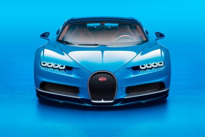 In terms of dimensions, the Chiron is almost identical to Veyron