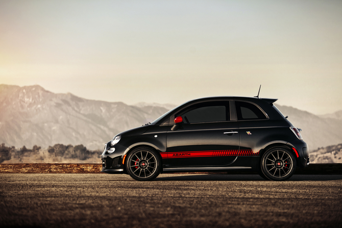 Fiat unleash Abarth 500 on the American public