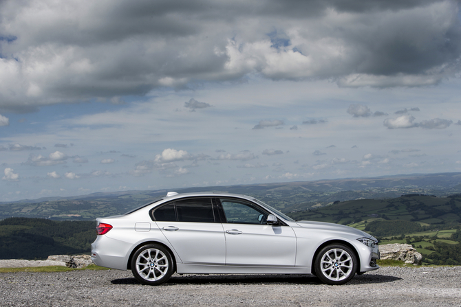 BMW 330i xDrive