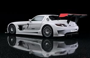 Mercedes’ GT3 version of the SLS AMG comes out