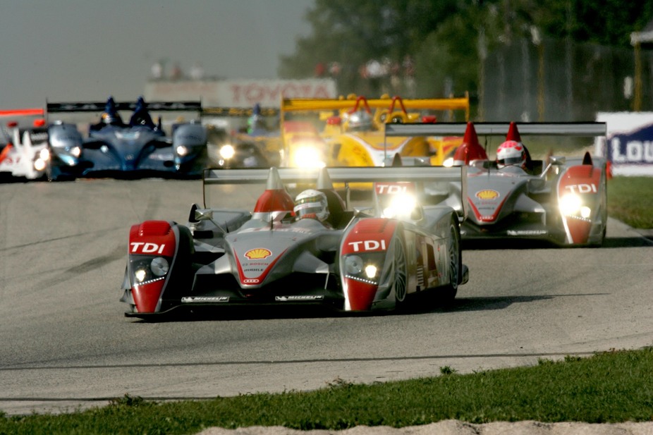 Car Videos to Brighten Your Weekend: the Weekend Racing Edition
