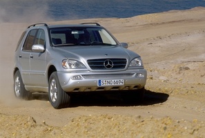 Mercedes-Benz ML 500