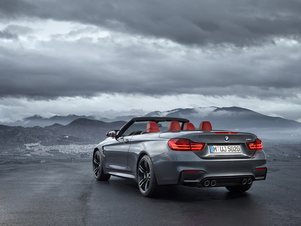 La BMW M4 Cabriolet reprend la ligne élégante du cabriolet de la BMW Série 4