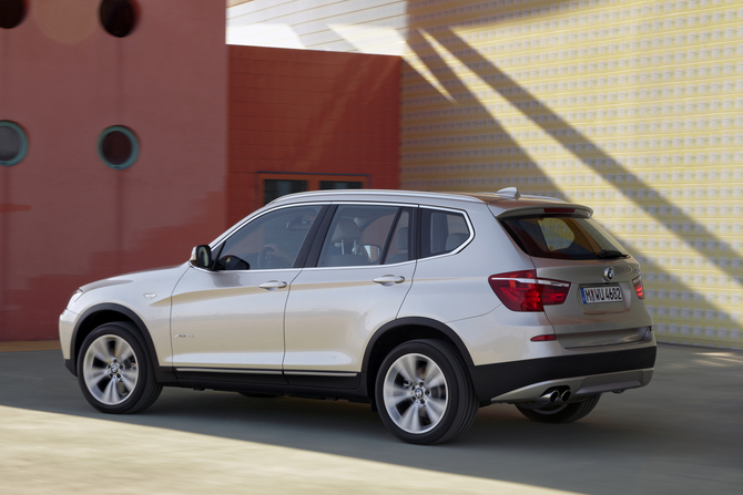 BMW X3 28i Auto (F23)