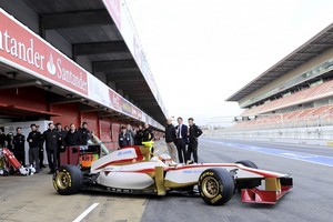 HRT Finally Reveals F112 2012 Formula 1 Car