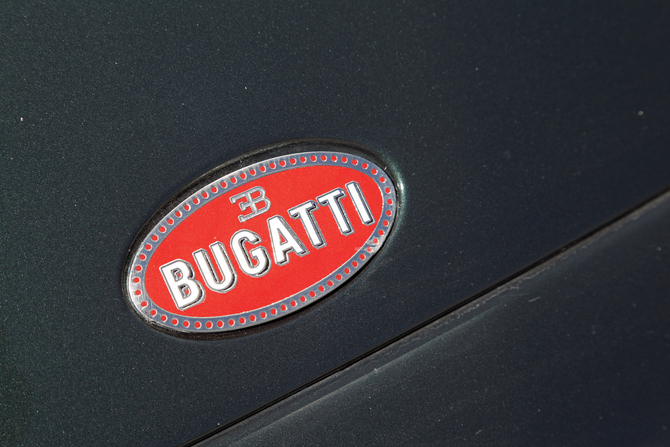 Bugatti EB110 GT