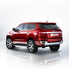 The Ford Everest is described as a versatile vehicle that does well in both urban and off-road driving