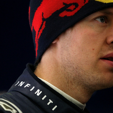 Vettel closes deal with Red Bull until 2014