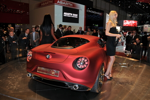 Alfa Romeo nveils the 4C Concept in Geneva