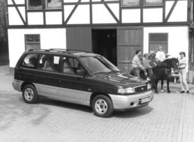 Mazda MPV Gen.1