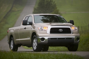 Toyota Tundra CrewMax 4X4 SR5 5.7L