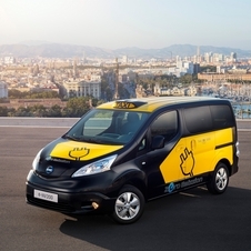 A Nissan continua à procura de mais cidades interessadas no táxi e-NV200