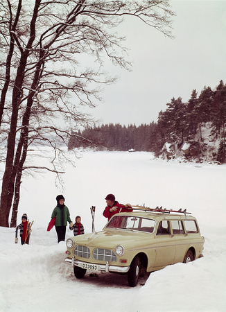 Volvo Amazon Estate completa 50 anos, o último dos Volvos antiquados