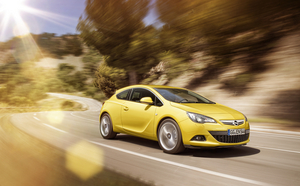 Opel Astra GTC to be unveiled in Frankfurt