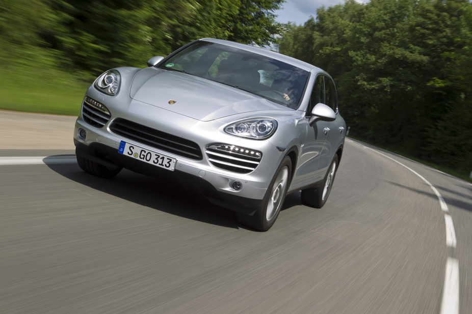 New model year: improvements for Cayenne and Panamera