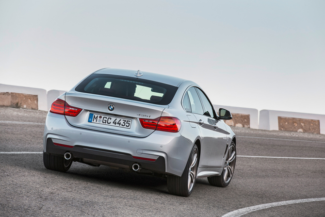 O novo BMW Série 4 Gran Coupé oferece uma escolha de cinco motores potentes e eficientes