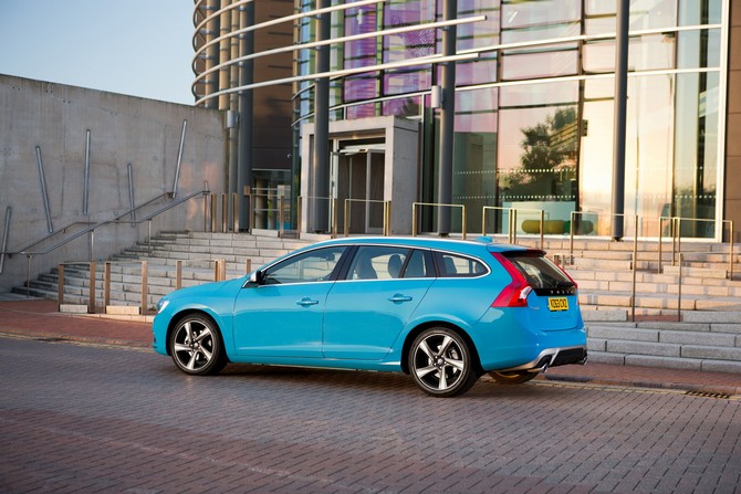 Volvo V60 D2 R-Design