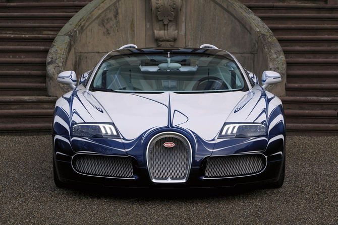 Bugatti reveal porcelain Veyron