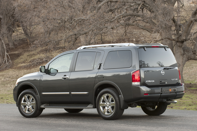 Nissan Armada Platinum 4X4