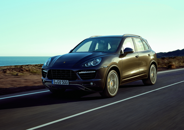 New model year: improvements for Cayenne and Panamera