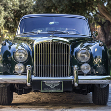 Bentley S2 Continental Flying Spur