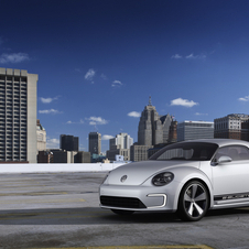 VW electrifies NAIAS with E-Bugster and Jetta Hybrid