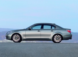 BMW 530i xDrive (E60)