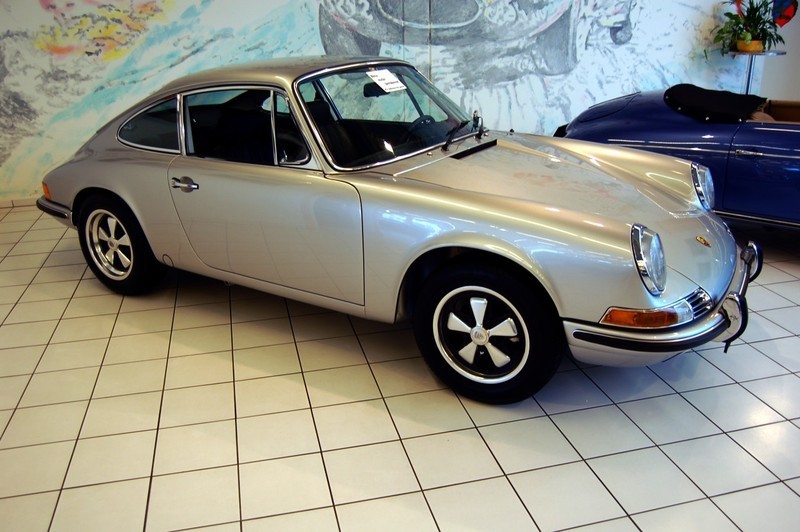 Porsche 911E