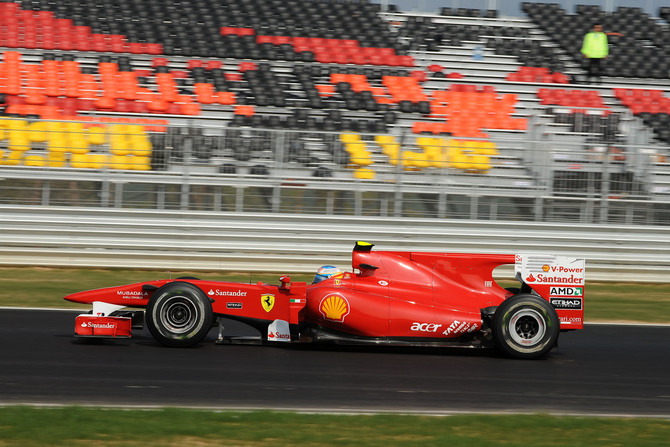 Vettel clinches pole on another Red Bull front row