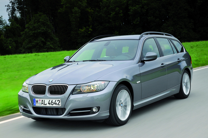 BMW 320i Touring Edition Exclusive