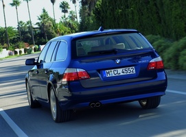 BMW 530i Touring Auto Executive (E61)