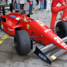 Ferrari F1-87