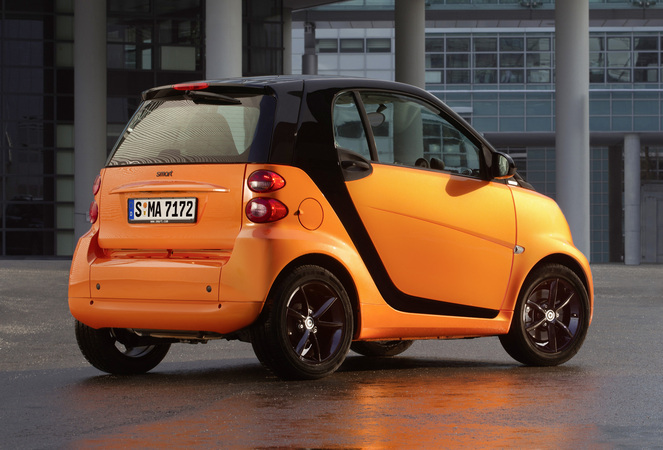 smart fortwo nightorange brightens spring