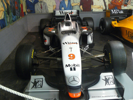 McLaren MP4/12