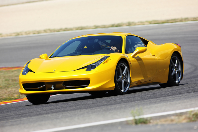 Ferrari 458 Italia receives international awards