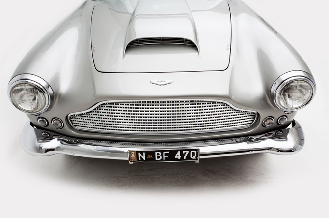 Aston Martin DB4