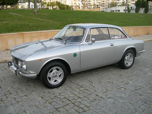 Alfa Romeo GTV