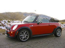 MINI (BMW) Cooper Cabrio